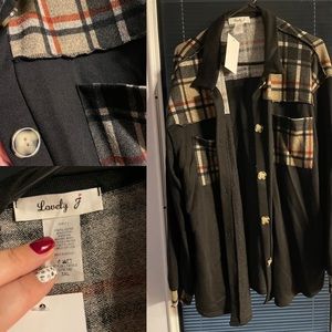 Flannel and black shacket/jacket/coverup! NWT! 3x! Great for fall!
